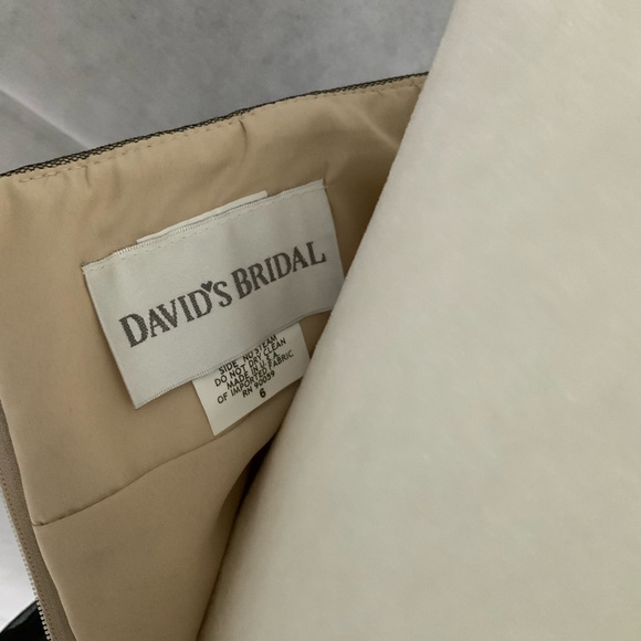 David's Bridal Strapless Tulle Dress With Caviar Beading Short Sz 6 - Picture 8 of 10